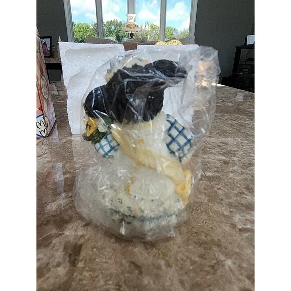 Mary's Moo Moo 'Bovine Beauty' Miss Moo Moo Enesco Cow Figurine - Picture 4 of 5